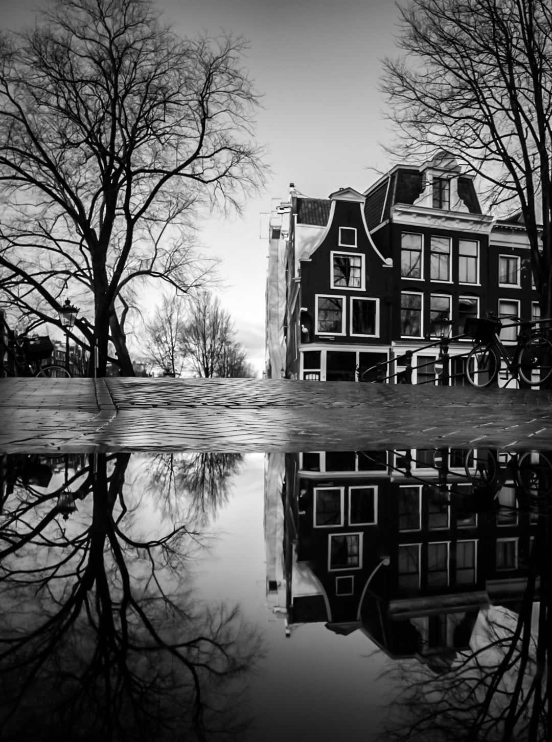 Amsterdam canals B&W